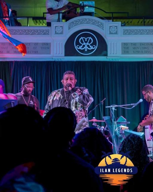 A full band performing live to a Houston crowd